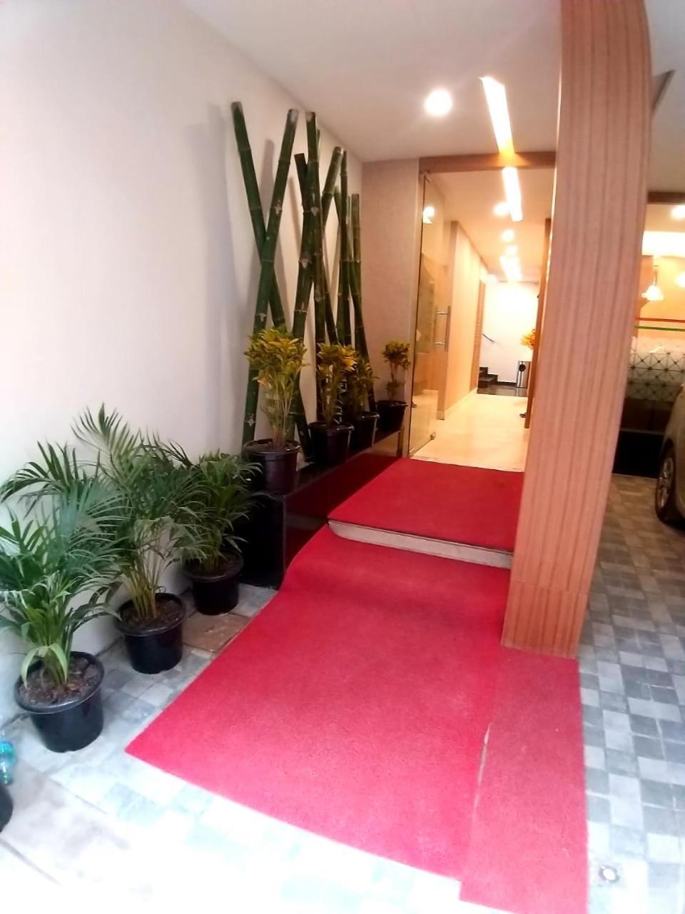 Hotel Grand Elegant Chennai Zewnętrze zdjęcie