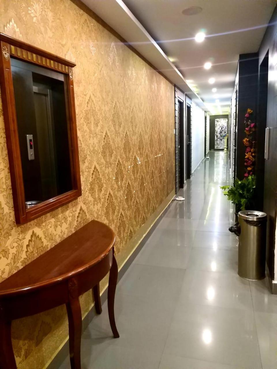 Hotel Grand Elegant Chennai Zewnętrze zdjęcie