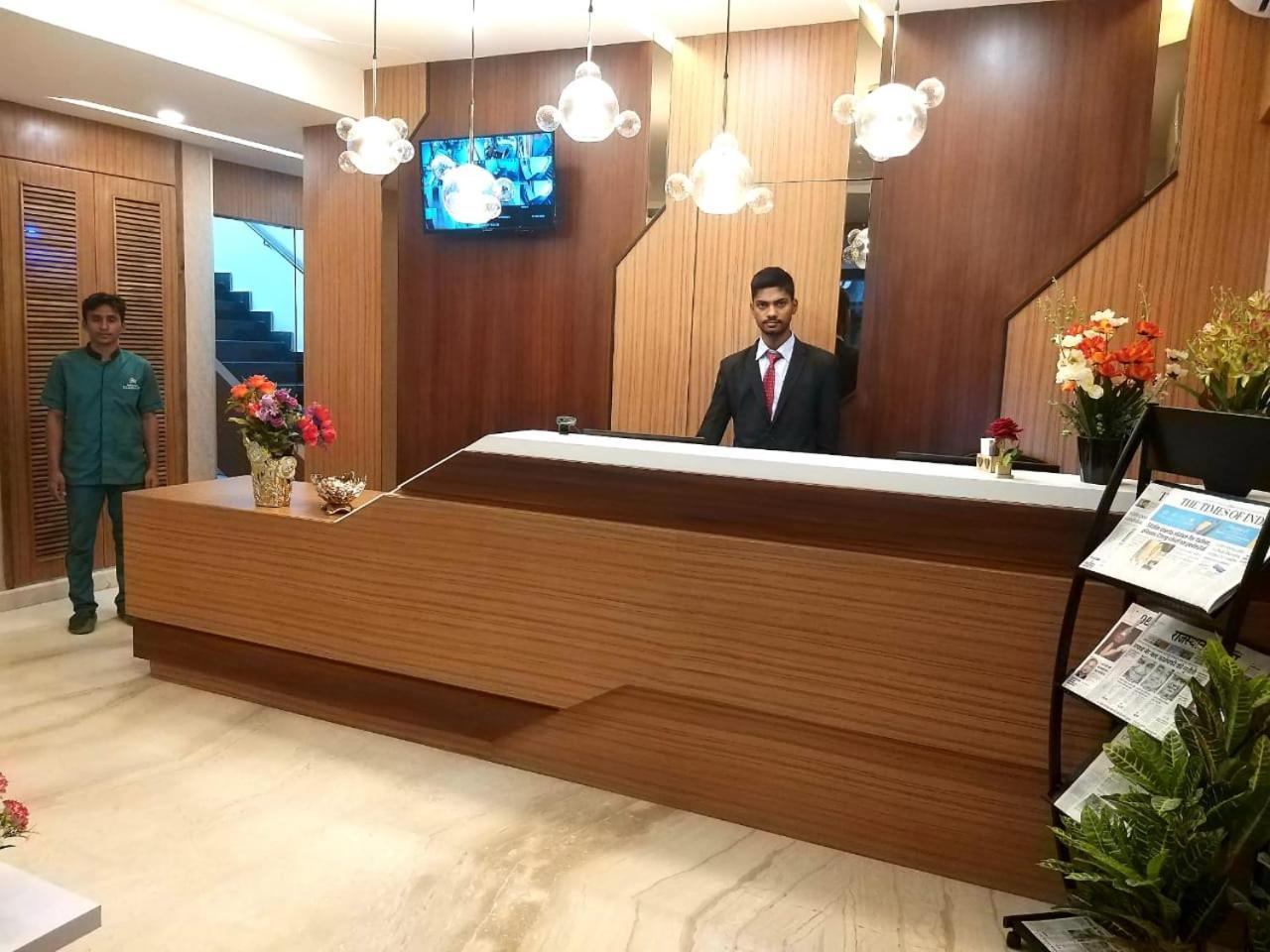 Hotel Grand Elegant Chennai Zewnętrze zdjęcie